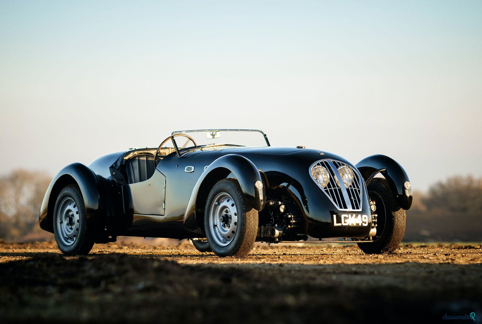 1950' Healey Silverstone photo #4