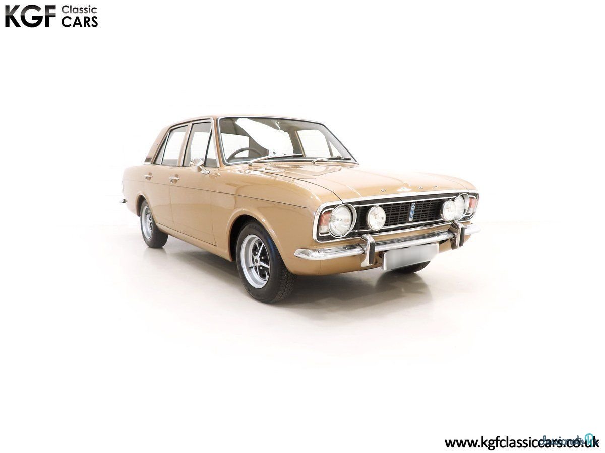 1969' Ford Cortina photo #1