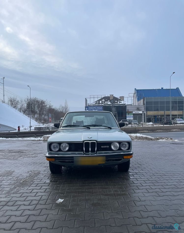 1980' BMW Seria 5 photo #4
