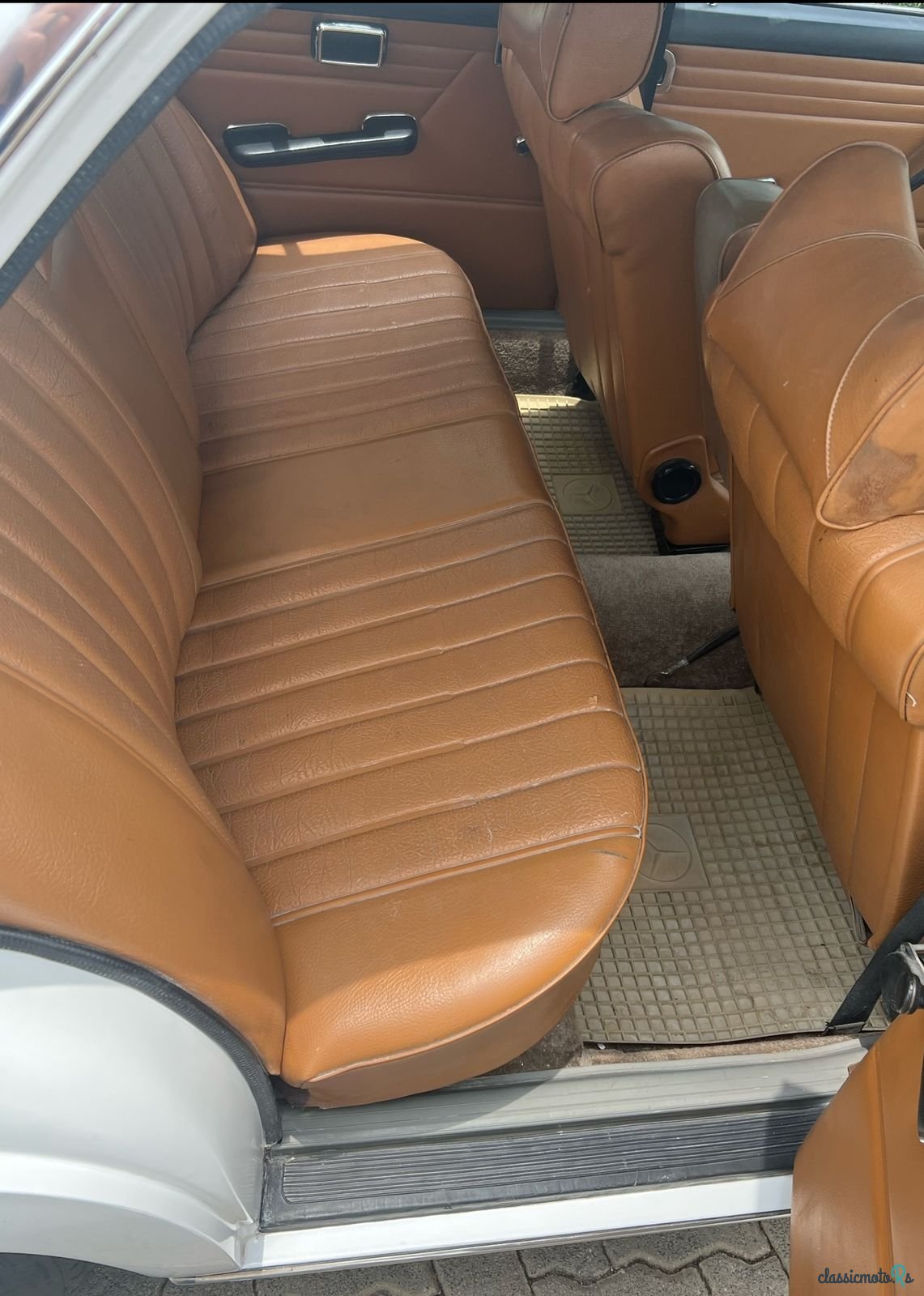 1976' Mercedes-Benz W115 photo #4