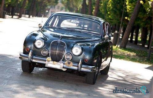 1966' Jaguar Mk2 photo #5