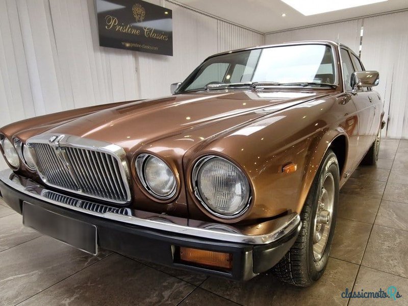 1980' Jaguar XJ photo #3