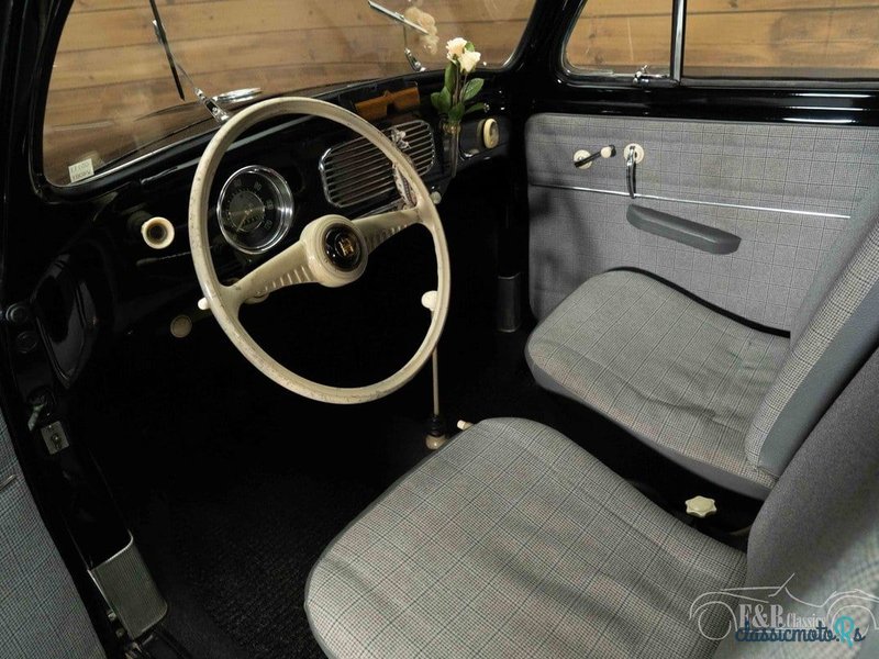 1952' Volkswagen Beetle photo #2