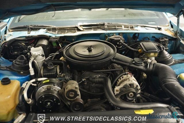 1988' Chevrolet Camaro photo #3