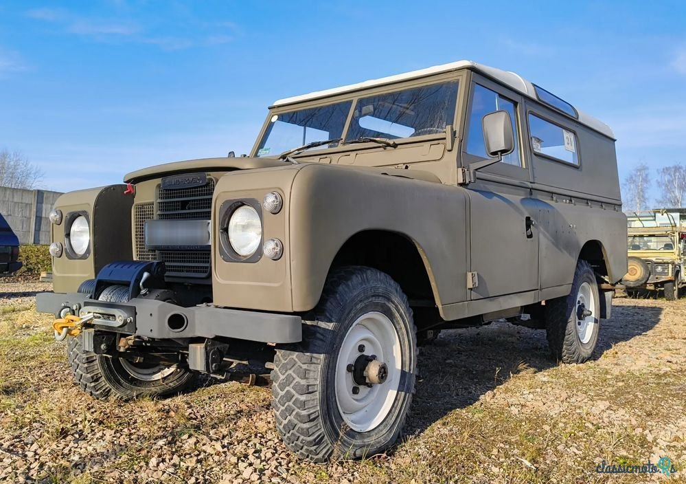 1975' Land Rover photo #1