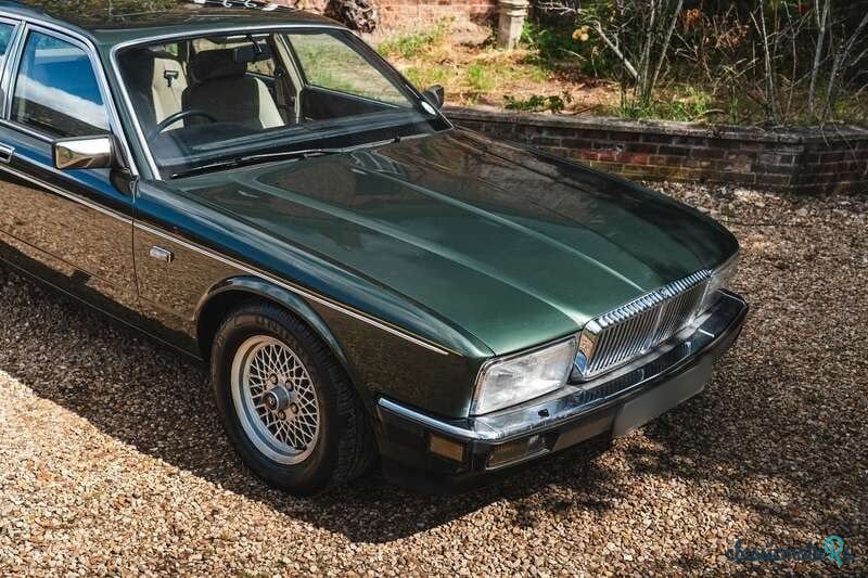 1987' Daimler Six photo #6