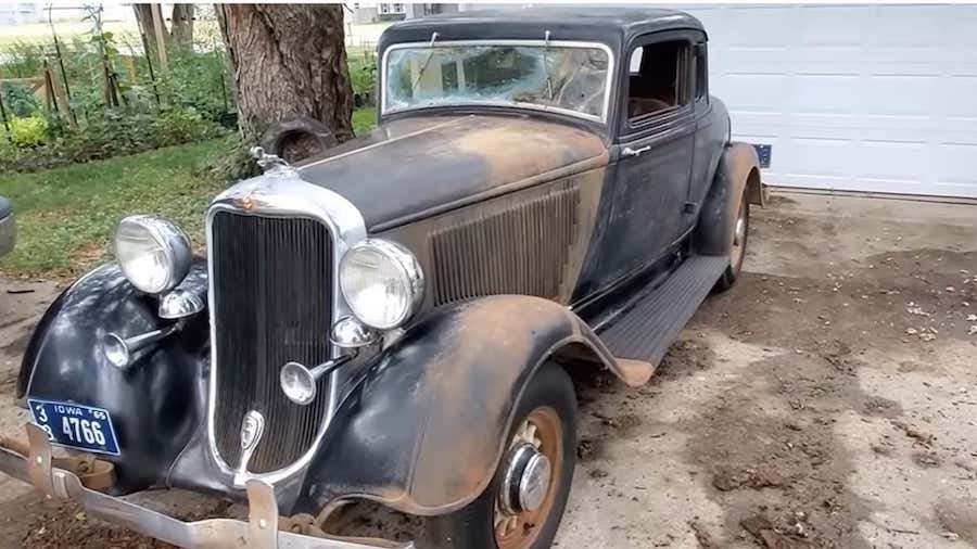 1933 Dodge Barn Find Reveals Incredible Patina After First Wash In 56 Years