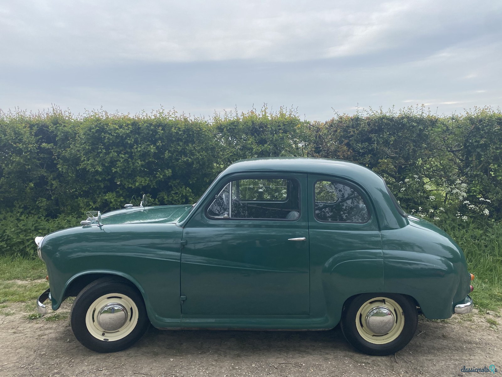 1958' Austin A35 photo #3