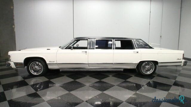 1975' Lincoln Continental photo #1