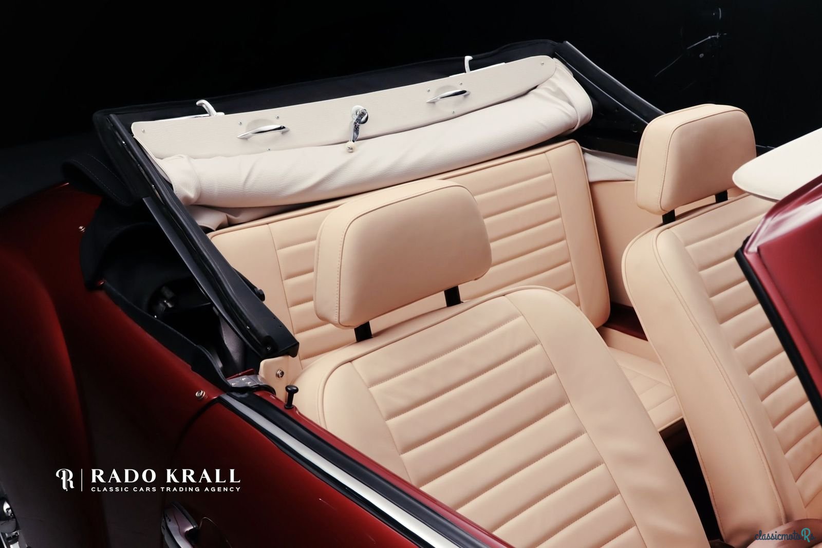 1968' Volkswagen Karmann Ghia photo #6