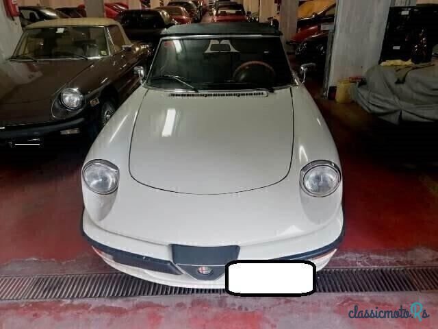 1990' Alfa Romeo Spider photo #1