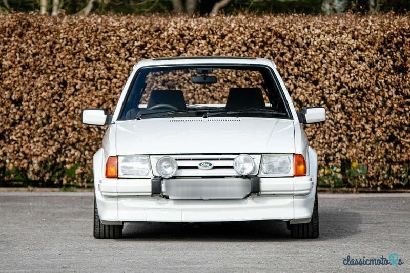 1985' Ford Escort photo #6