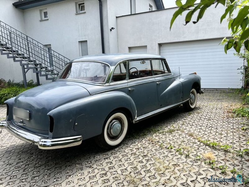 1958' Mercedes-Benz 300D Adenauer photo #5