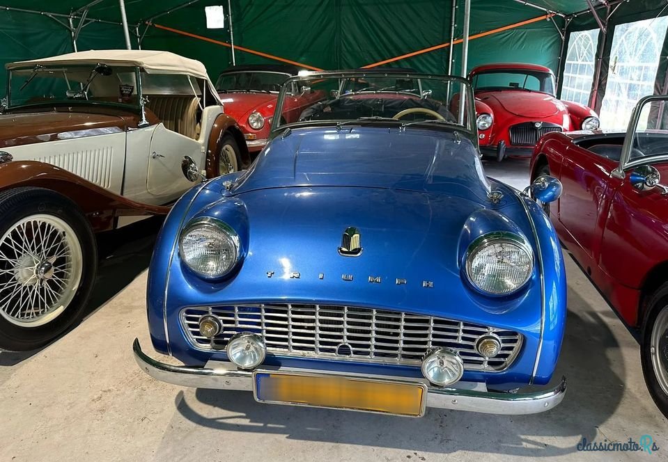 1958' Triumph TR3 photo #2