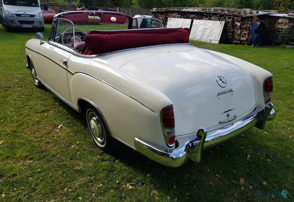 1959' Mercedes-Benz 220 SE w128 photo #4