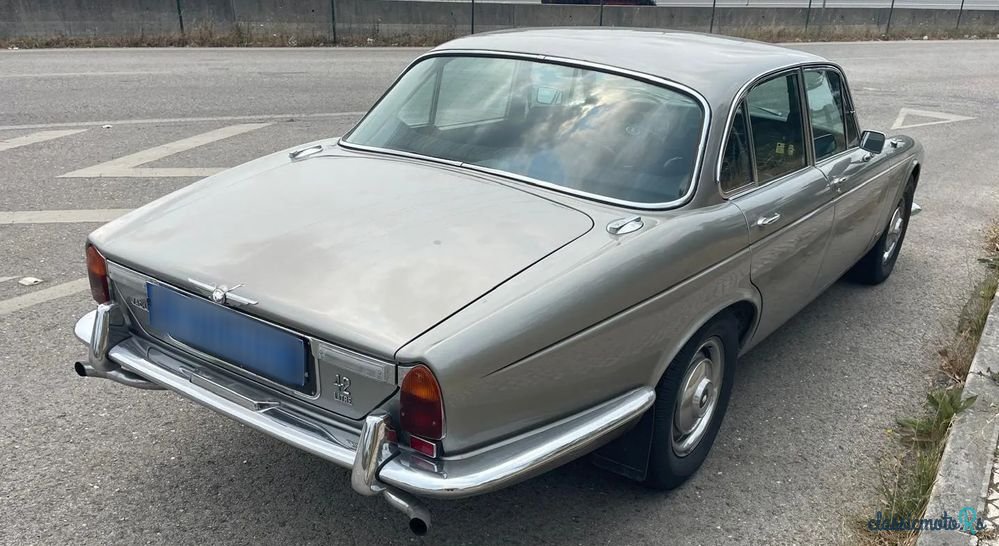 1972' Jaguar XJ photo #3