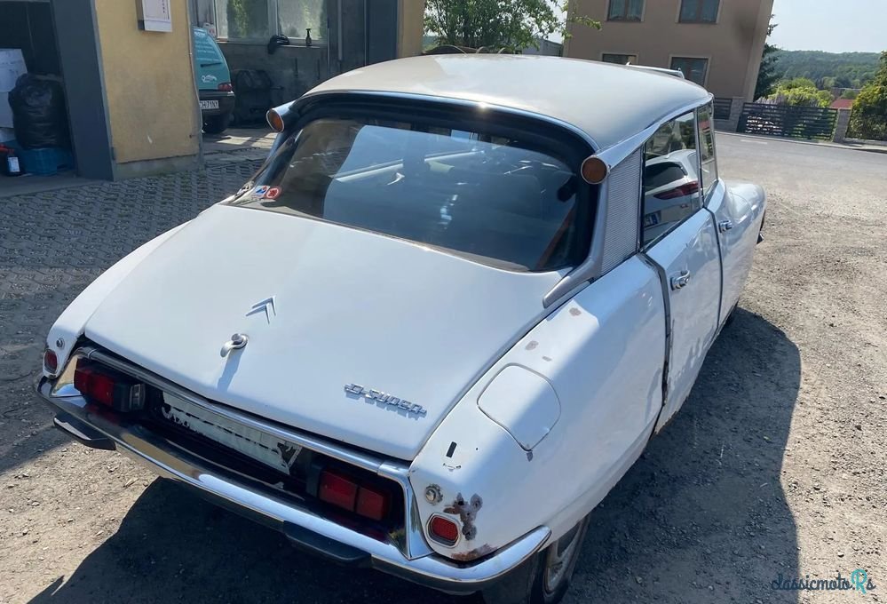 1970' Citroen DS photo #5