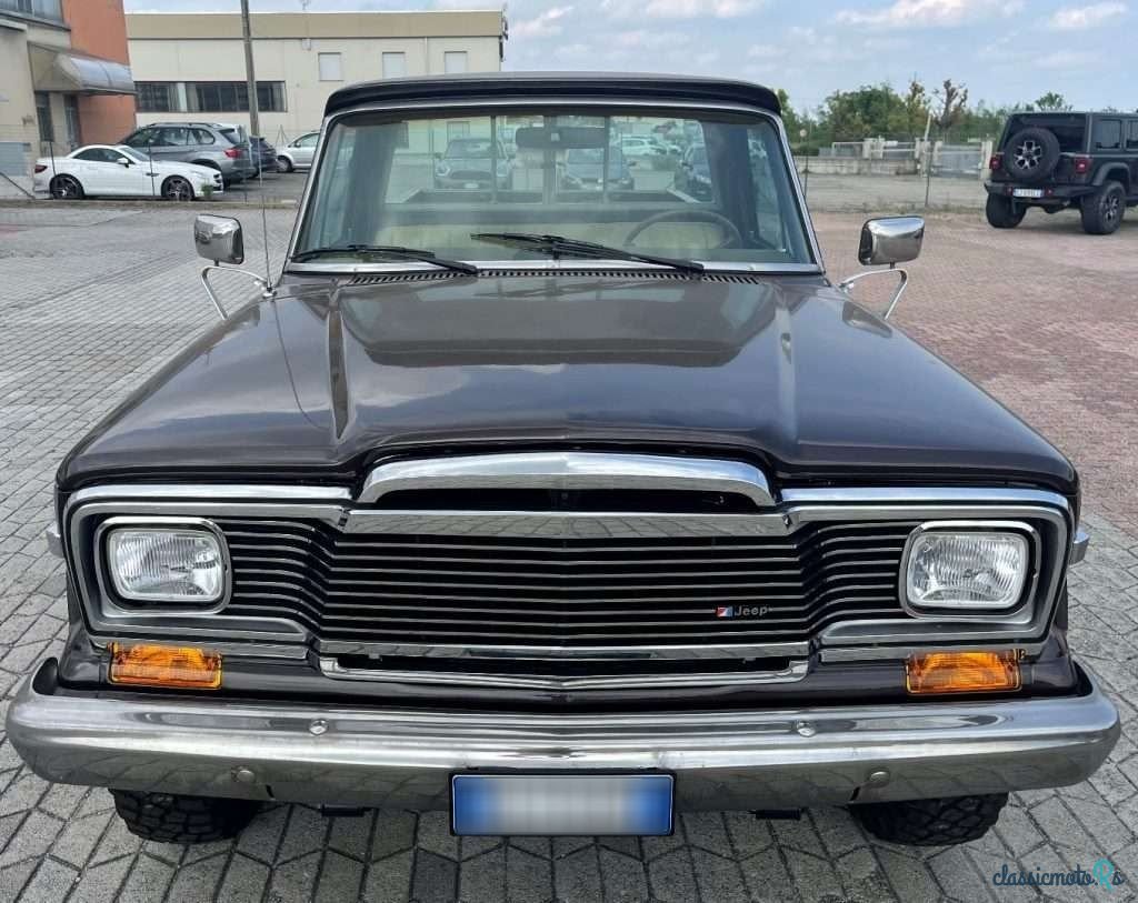 1980' Jeep J10 photo #3