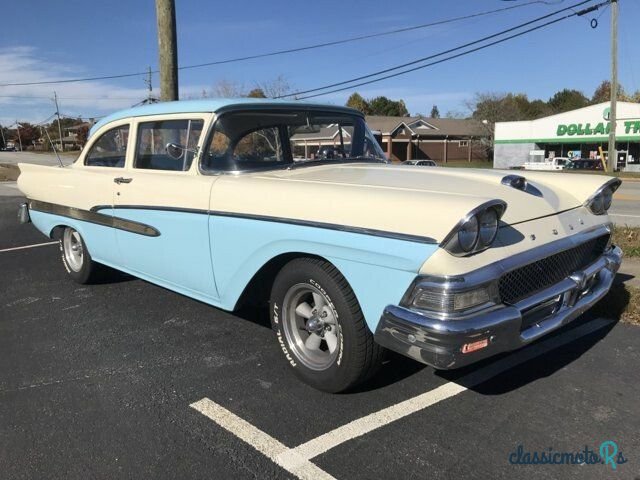 1958' Ford Custom photo #1