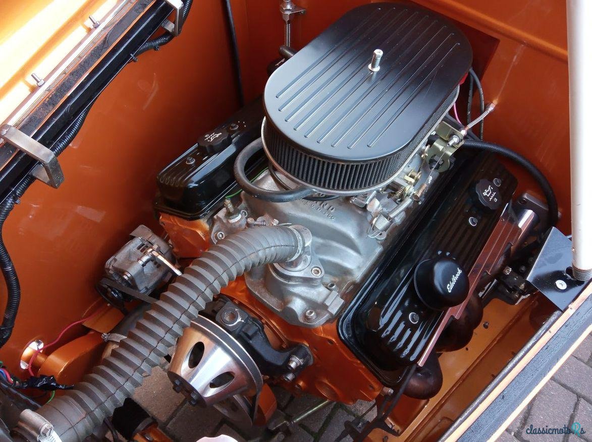 1947' Ford Roadster photo #2