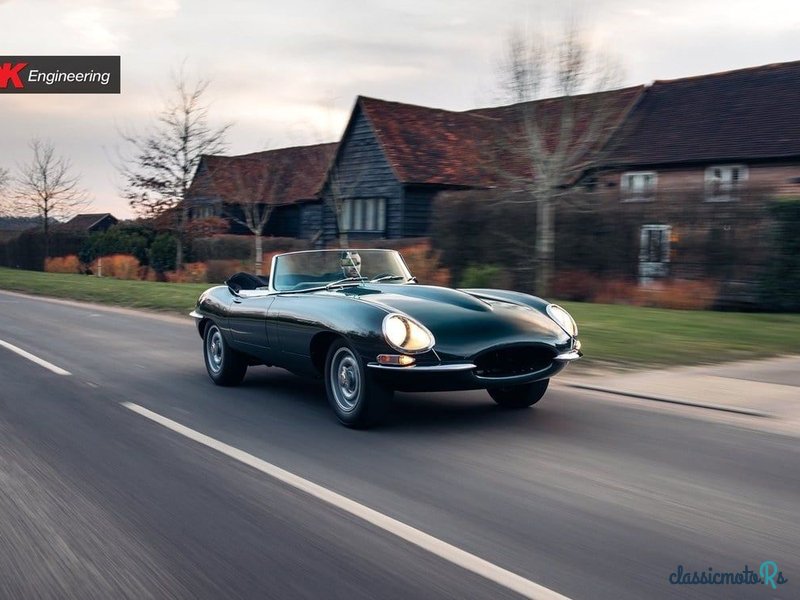 1967' Jaguar E-Type photo #1