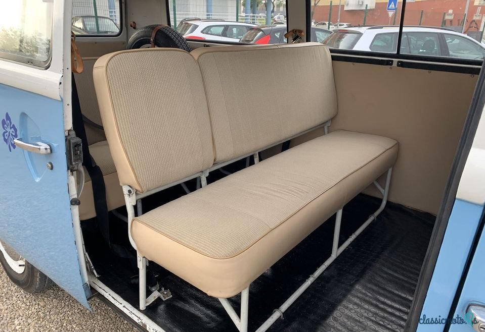 1974' Volkswagen Transporter photo #4