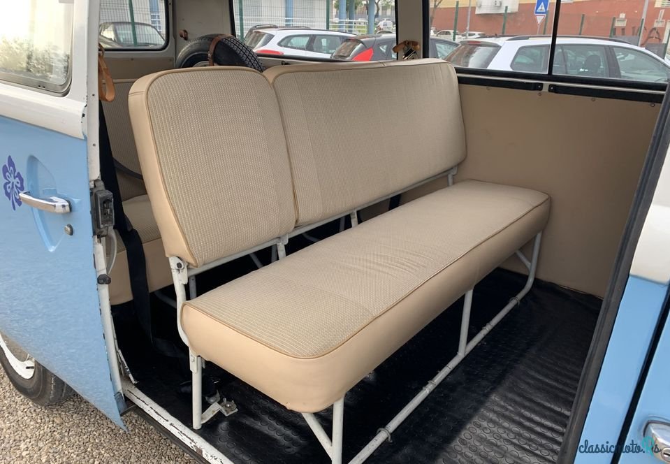 1974' Volkswagen Transporter photo #4