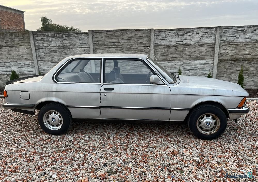 1980' BMW Seria 3 315 photo #4