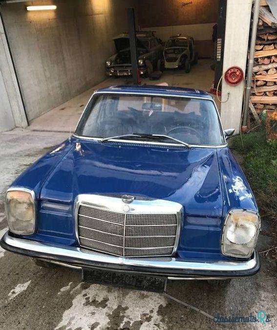 1969' Mercedes-Benz 220 photo #2