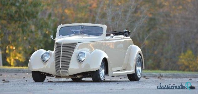 1937' Ford photo #3
