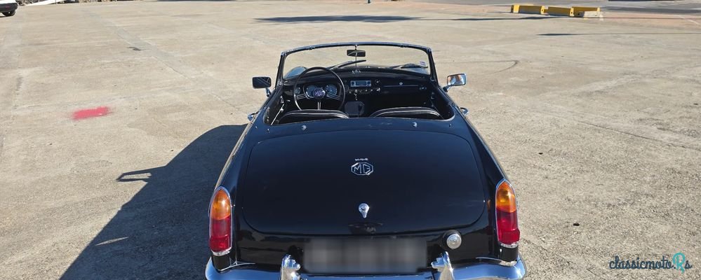 1967' MG MGB photo #3