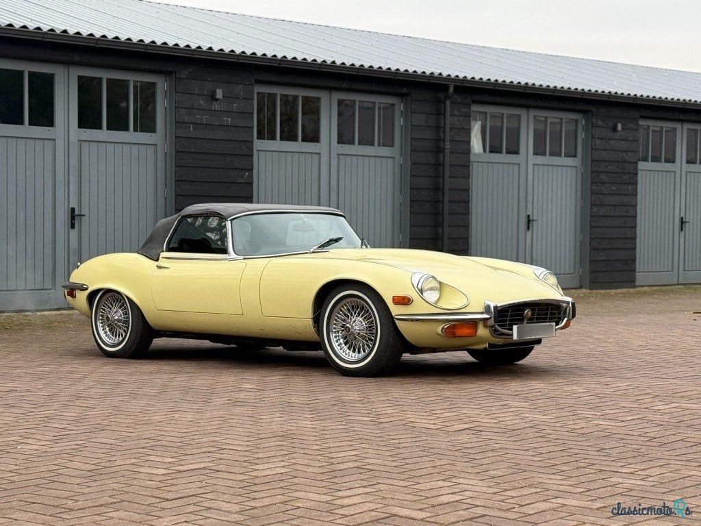 1974' Jaguar E-Type photo #5