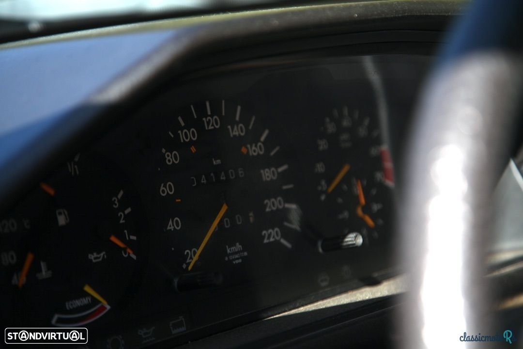 1986' Mercedes-Benz 200 photo #6