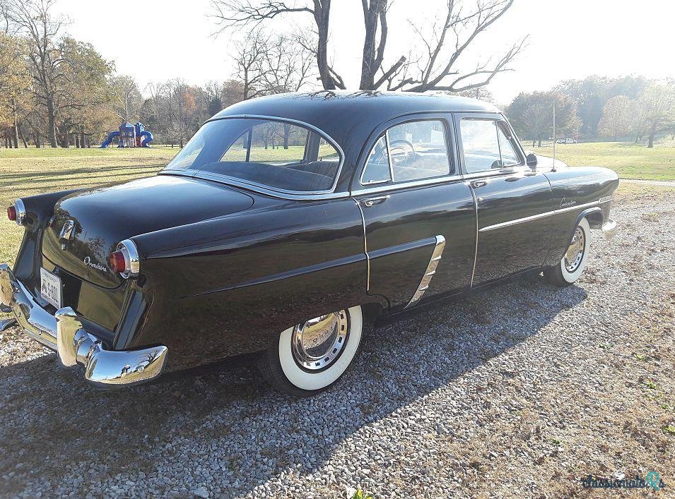 1952' Ford Customline photo #1