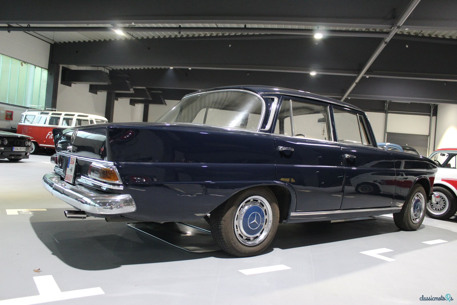 1966' Mercedes-Benz 200D W110 photo #4