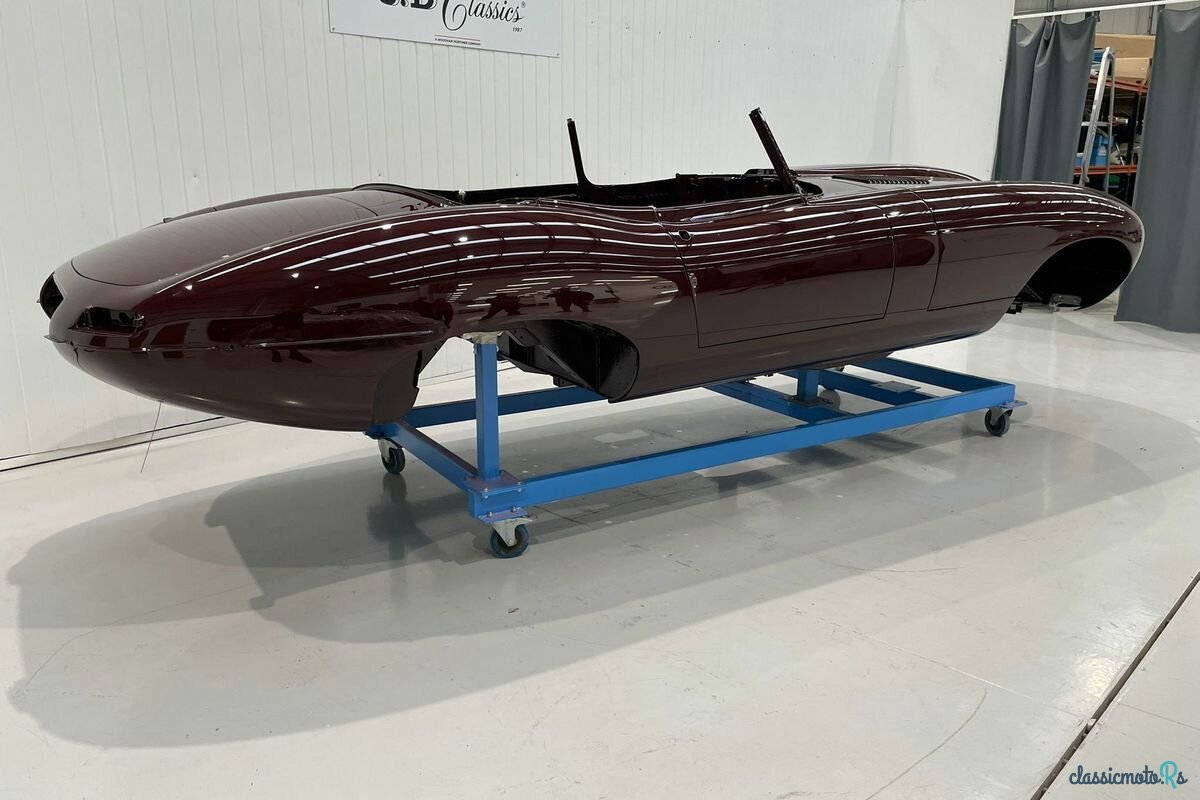 1966' Jaguar E-Type photo #6