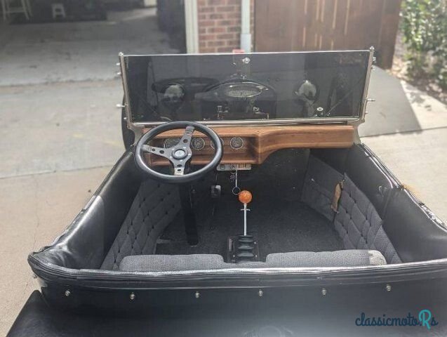 1923' Ford photo #3