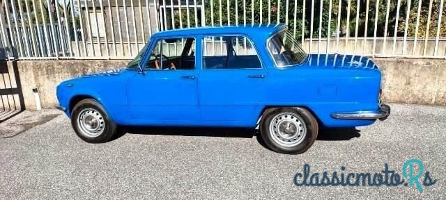 1977' Alfa Romeo Giulia photo #3