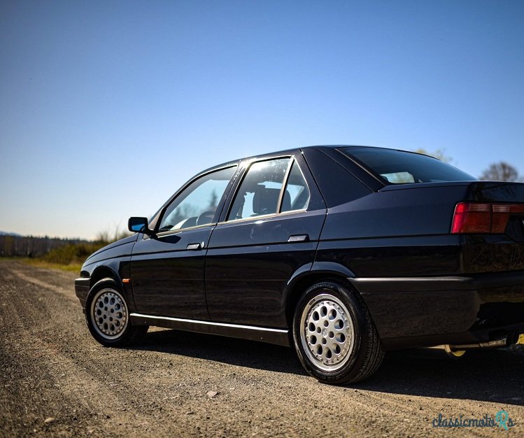 1992' Alfa Romeo 155 photo #2