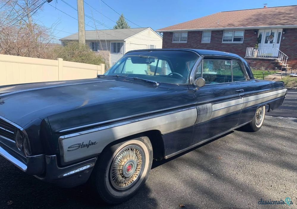 1962' Oldsmobile Starfire photo #1
