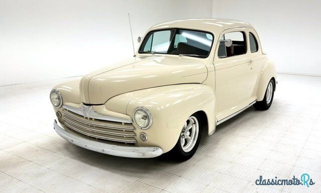 1948' Ford Super Deluxe photo #1