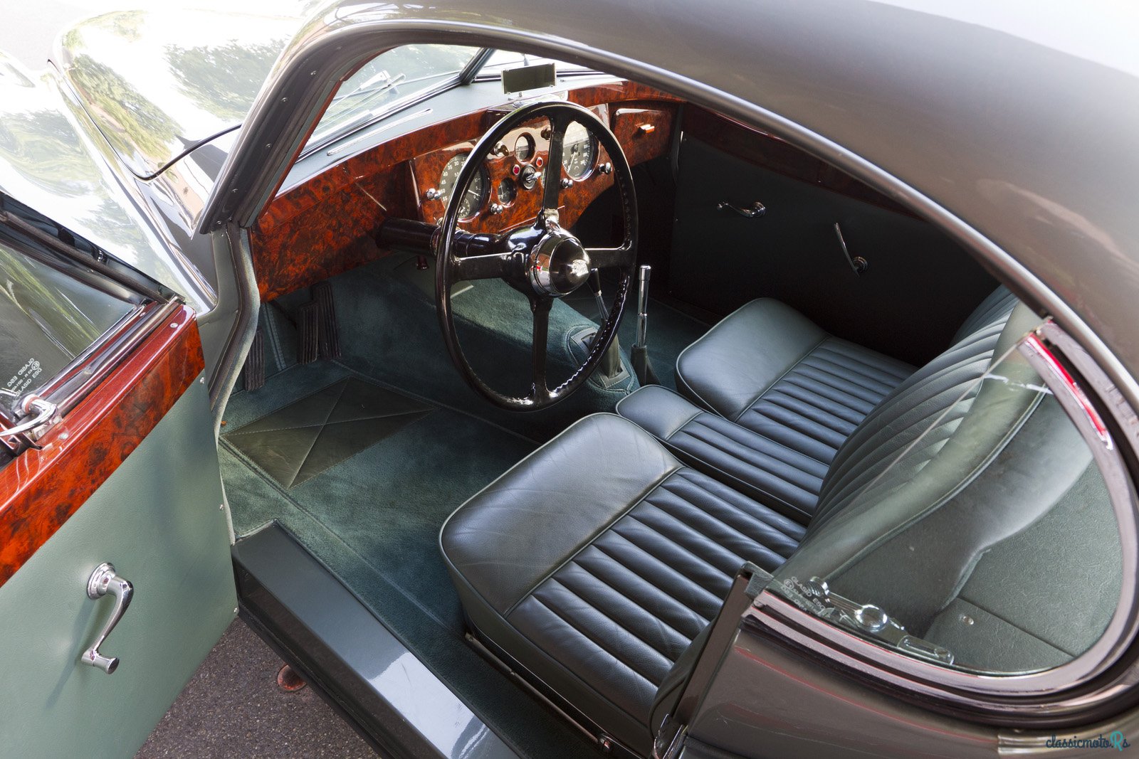 1951' Jaguar XK 120 photo #4