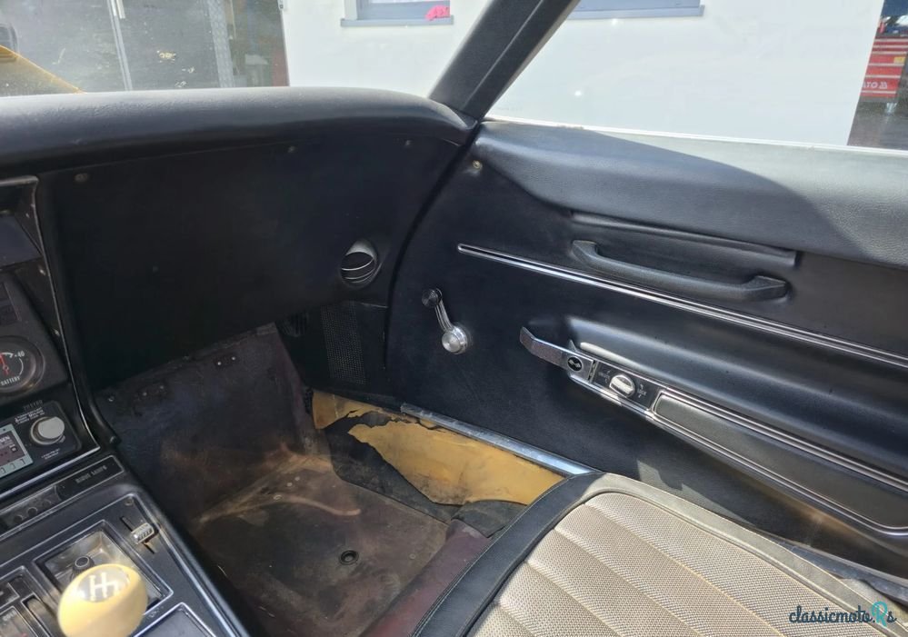 1968' Chevrolet Corvette photo #5