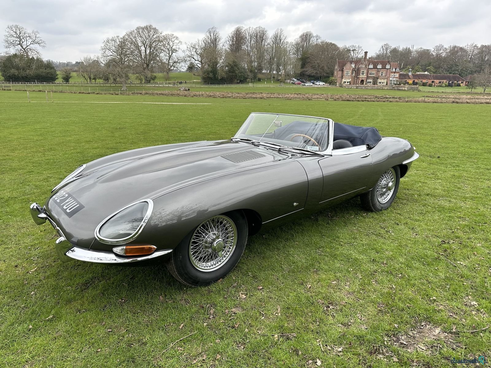 1961' Jaguar E-Type photo #1
