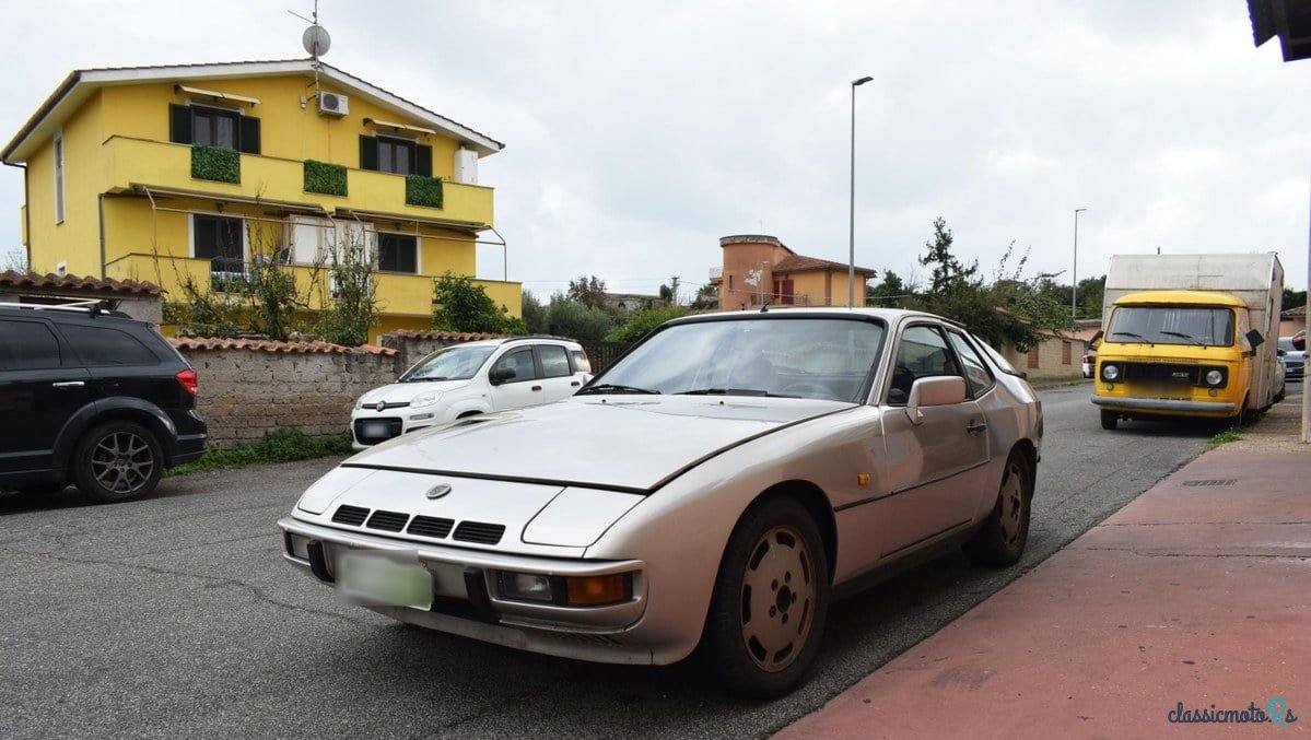 1983' Porsche 924 photo #2