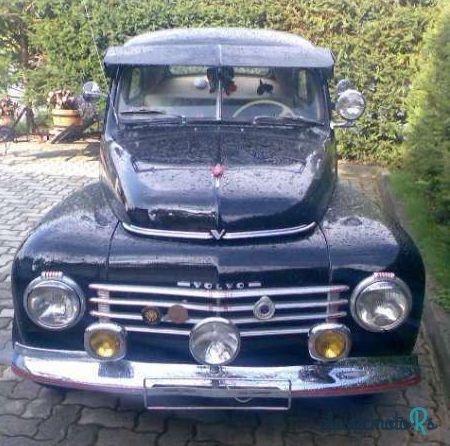 1947' Volvo PV444 photo #2