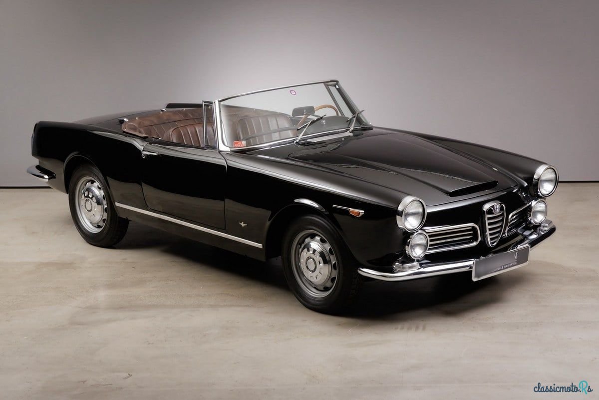 1963' Alfa Romeo 2600 photo #5