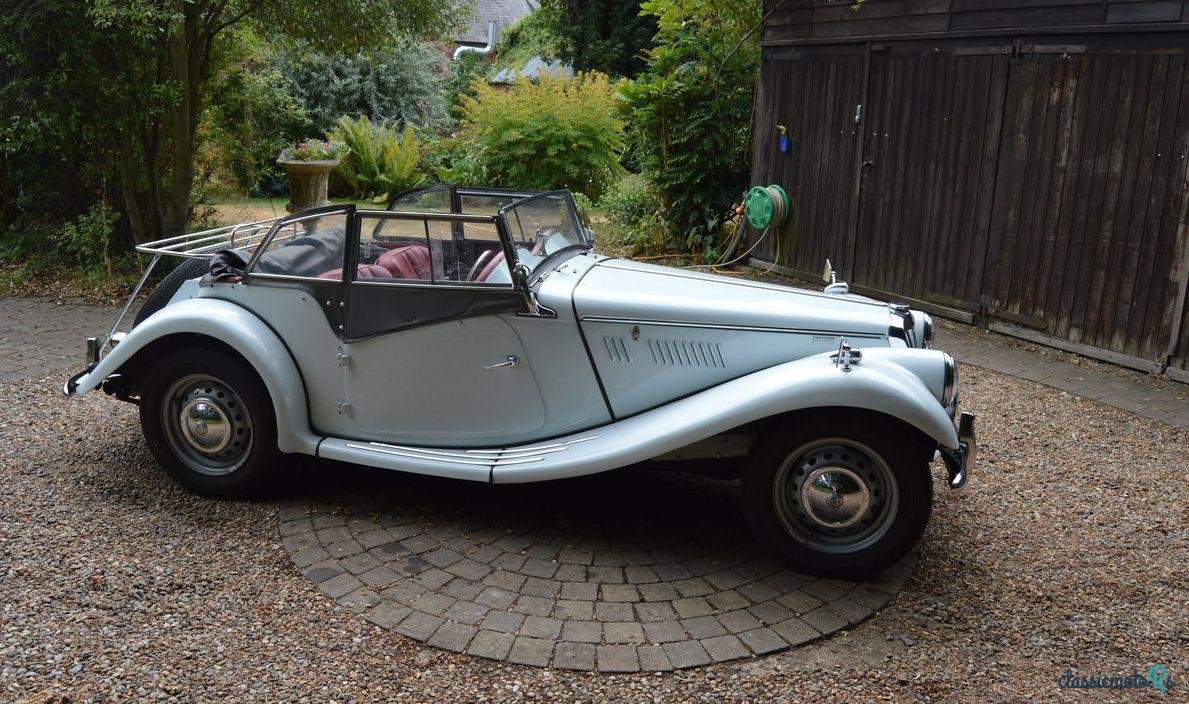 1954' MG TF 1500 photo #5