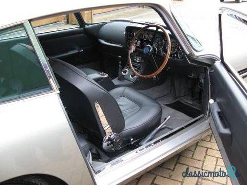 1965' Aston Martin DB5 'Ogle' photo #5