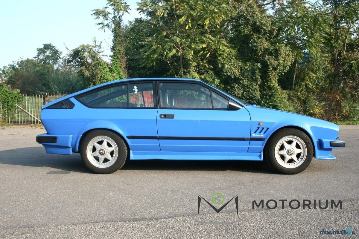 1983' Alfa Romeo GTV photo #5